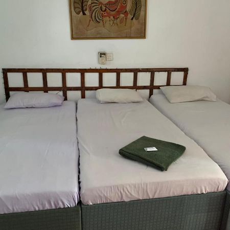 Nilani Hotel Ratnapura Extérieur photo