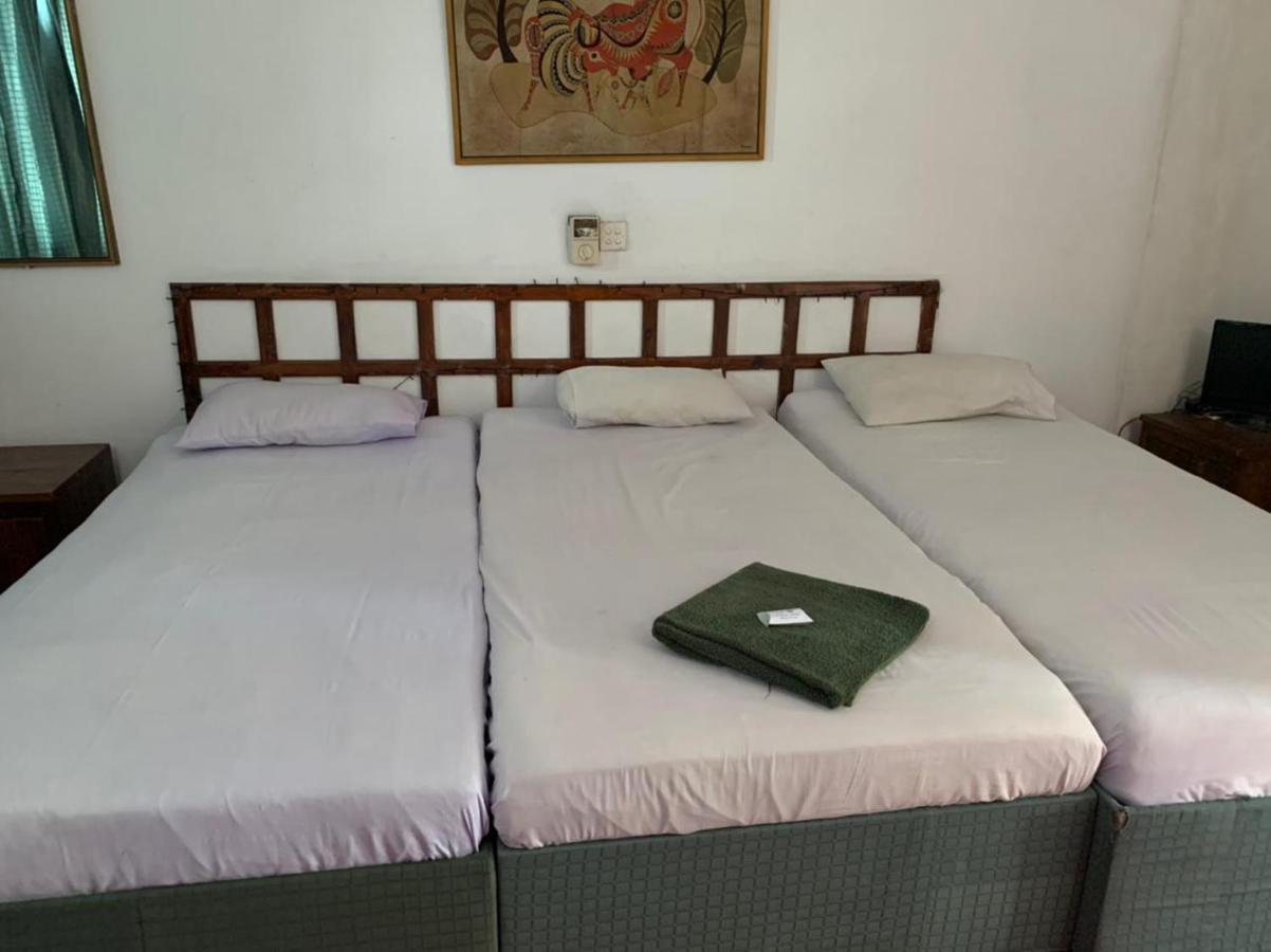 Nilani Hotel Ratnapura Extérieur photo