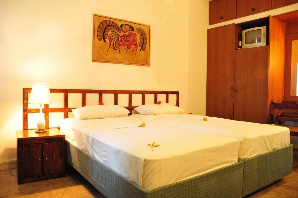 Nilani Hotel Ratnapura Extérieur photo