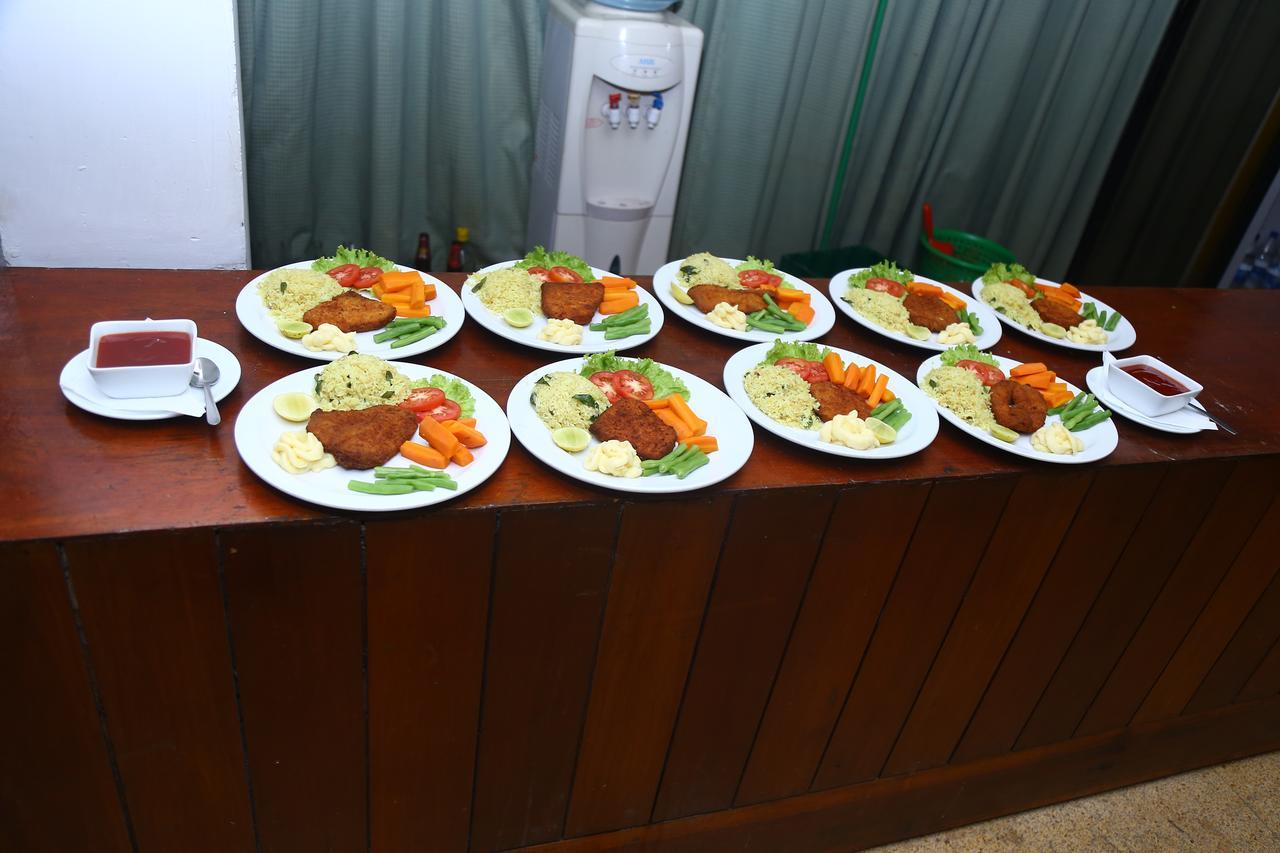 Nilani Hotel Ratnapura Extérieur photo