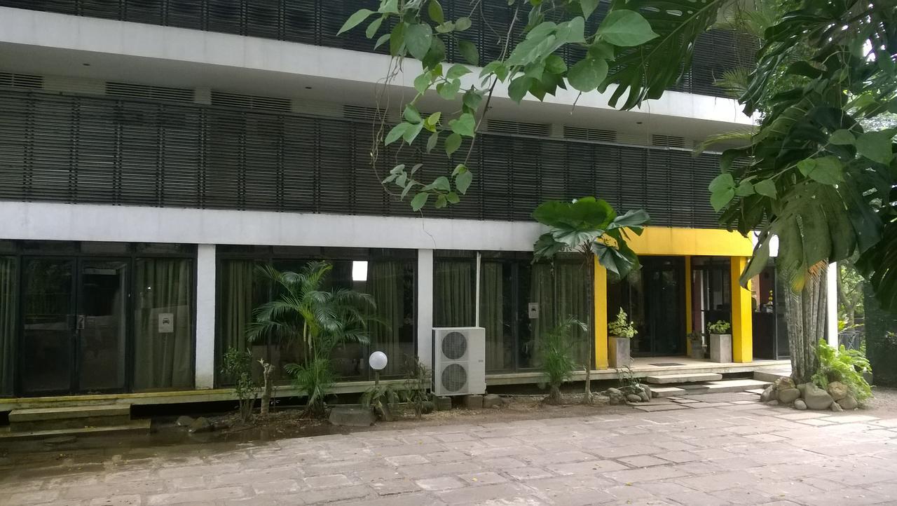 Nilani Hotel Ratnapura Extérieur photo